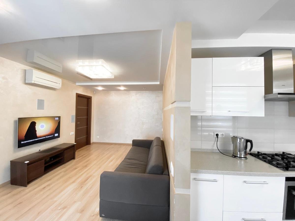 2-Bedroom Apartment Most City Area, Ekaterynoslav Square Dnipro Bagian luar foto