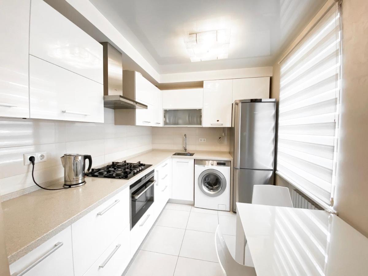 2-Bedroom Apartment Most City Area, Ekaterynoslav Square Dnipro Bagian luar foto