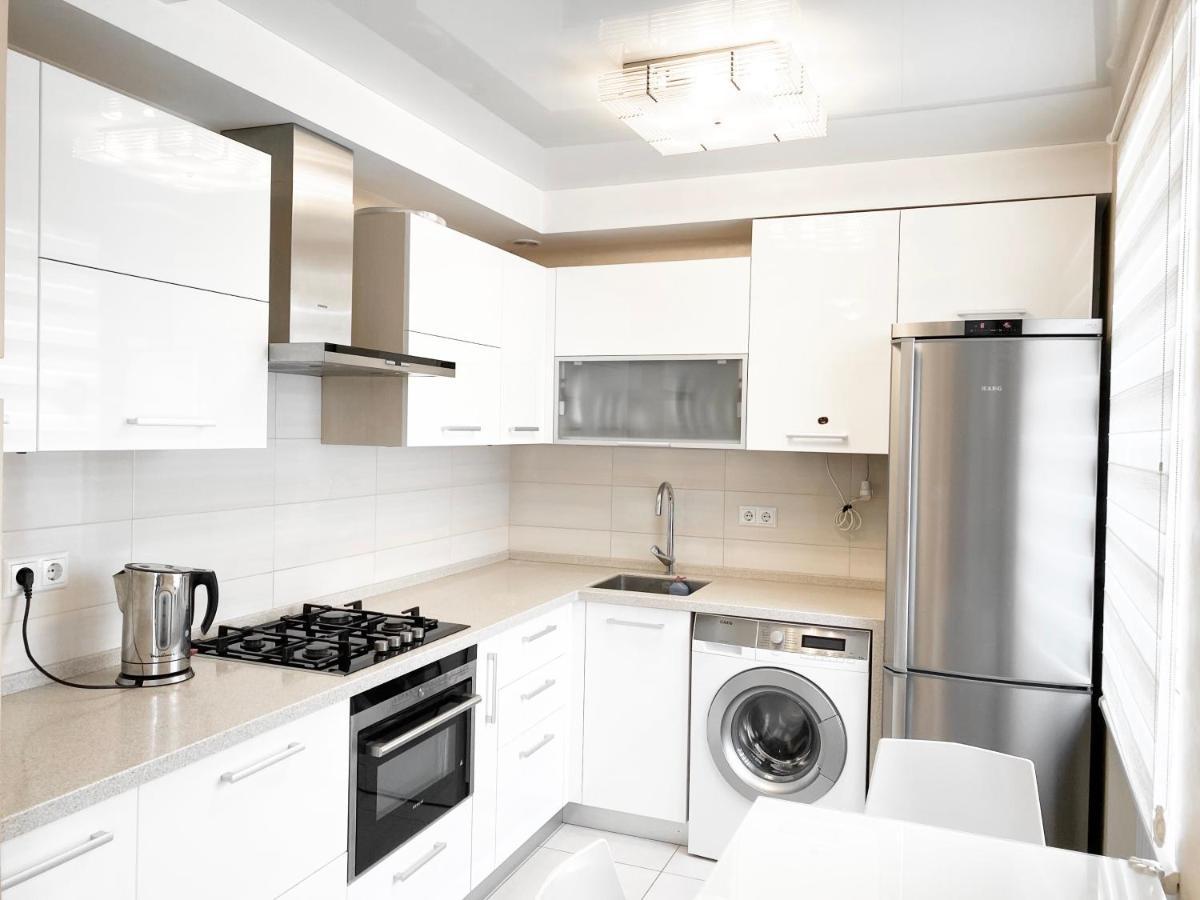2-Bedroom Apartment Most City Area, Ekaterynoslav Square Dnipro Bagian luar foto
