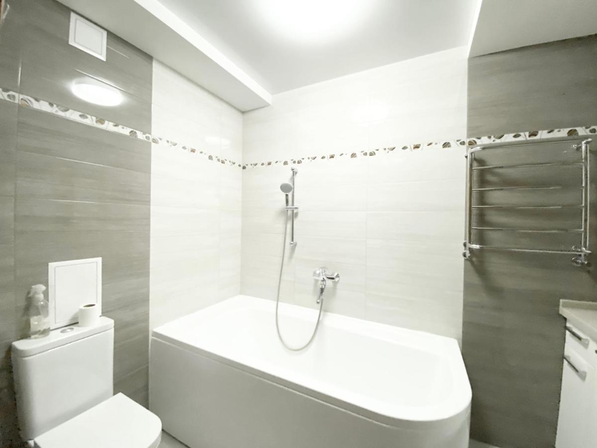 2-Bedroom Apartment Most City Area, Ekaterynoslav Square Dnipro Bagian luar foto