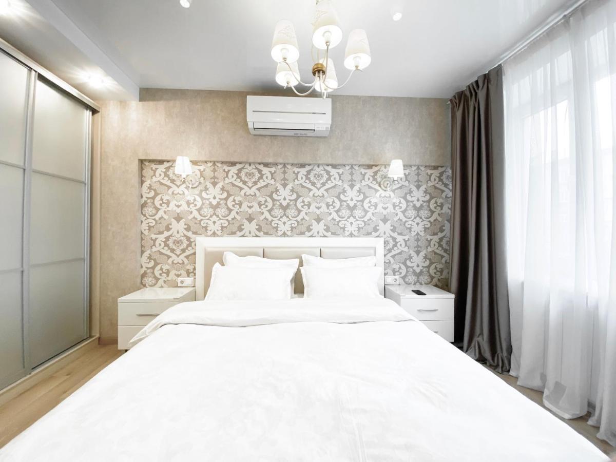 2-Bedroom Apartment Most City Area, Ekaterynoslav Square Dnipro Bagian luar foto